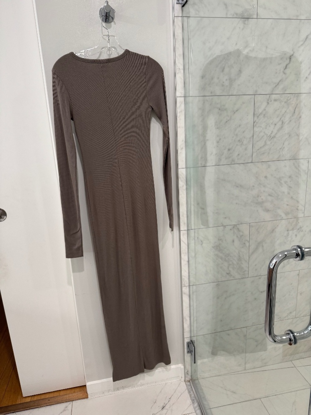 Eterne stone long sleeve ribbed knit maxi dress sz M